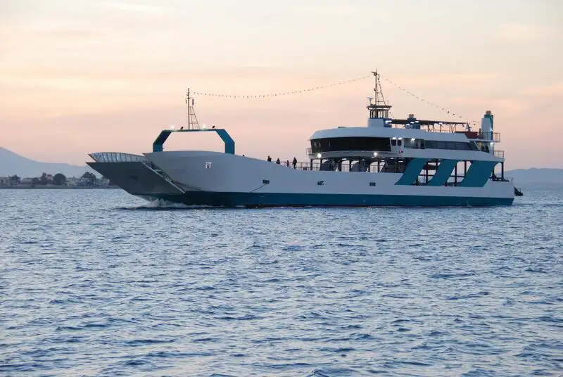 Buque de desembarco, tanque en venta