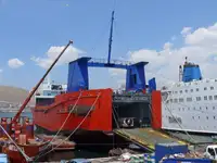 Buque portacontenedores en venta