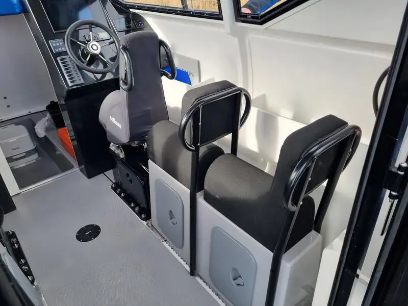 Buque portacontenedores en venta