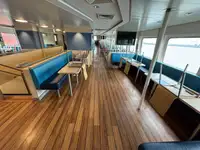 Buque de pasajeros en venta