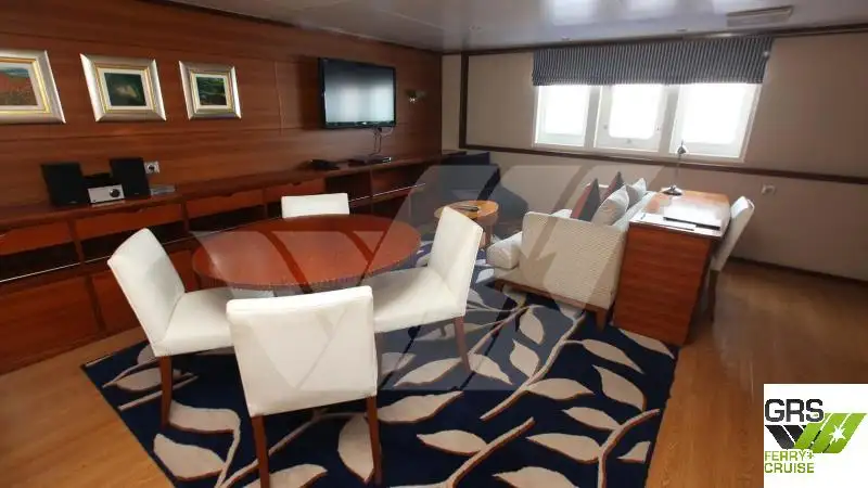 Buque de crucero en venta