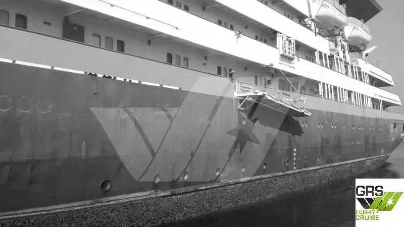 Buque de crucero en venta