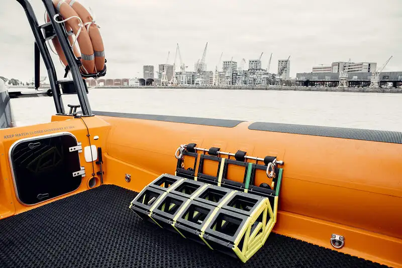 Bote inflable rígido en venta