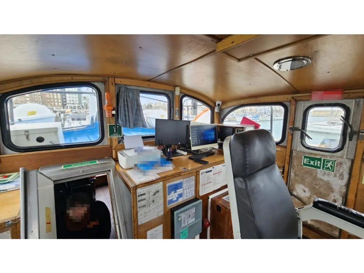 Lancha de tripulación en venta