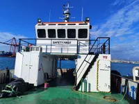 Buque portacontenedores en venta