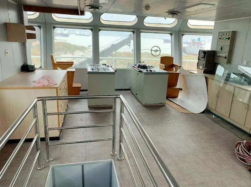 Buque de suministro en venta