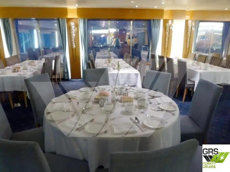 Buque de crucero en venta