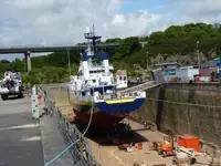 Buque portacontenedores en venta