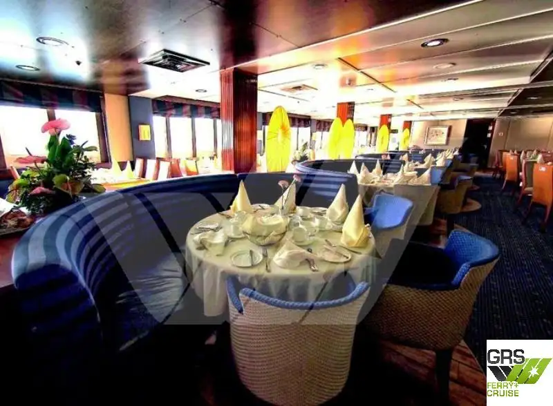 Buque de crucero en venta