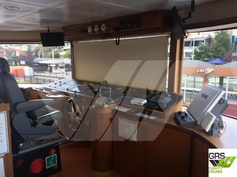 Buque de pasajeros en venta