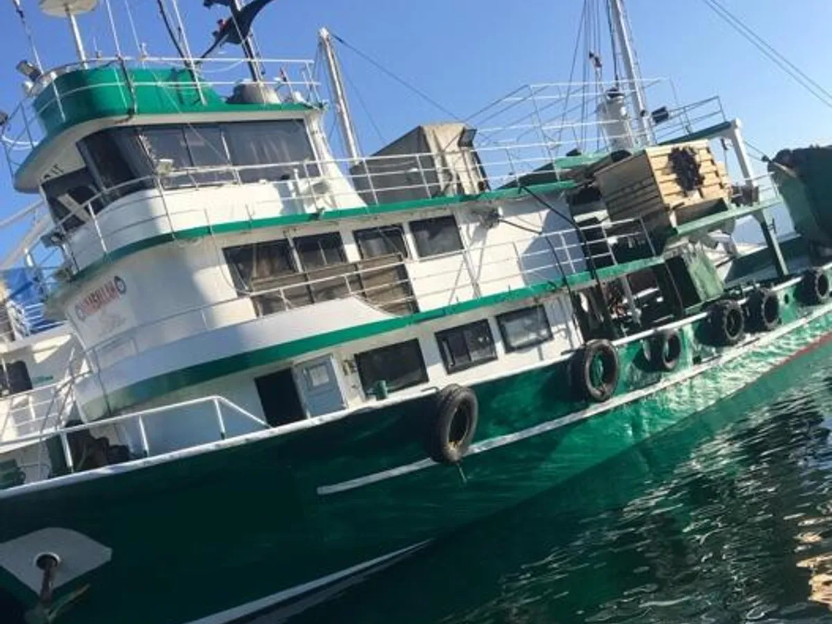 Arrastrero de cerco en venta