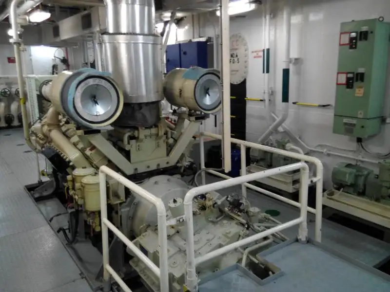 Petrolero de aprovisionamiento en venta