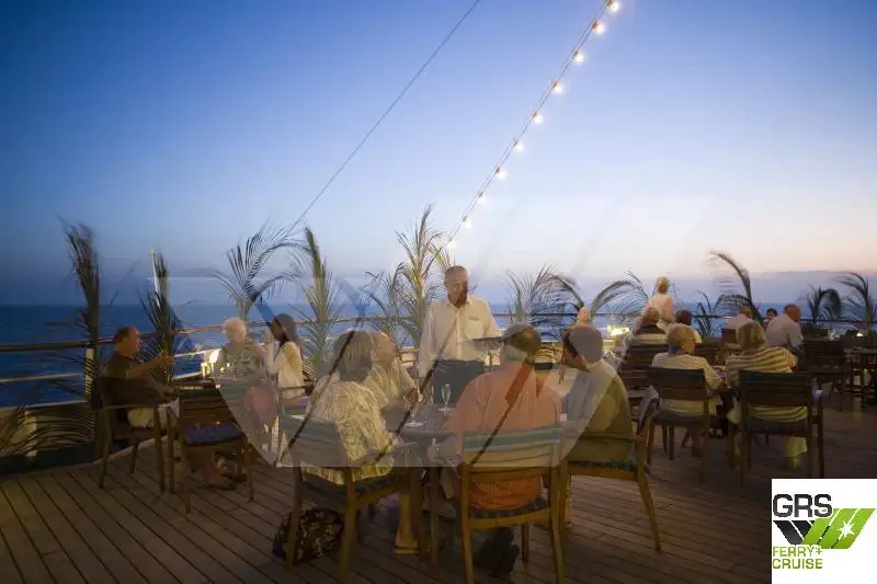 Buque de crucero en venta