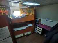 Barco de suministro en venta