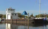 Lancha de desembarco, tanque en venta