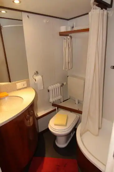 Buque de crucero en venta