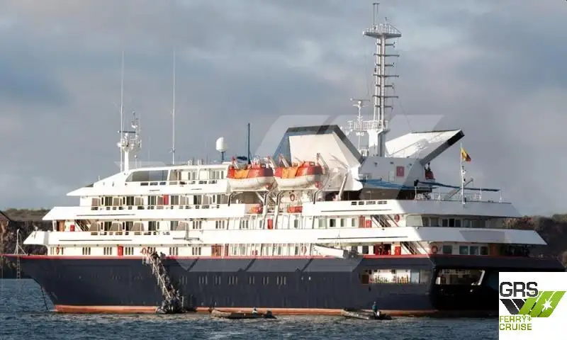 Buque de crucero en venta