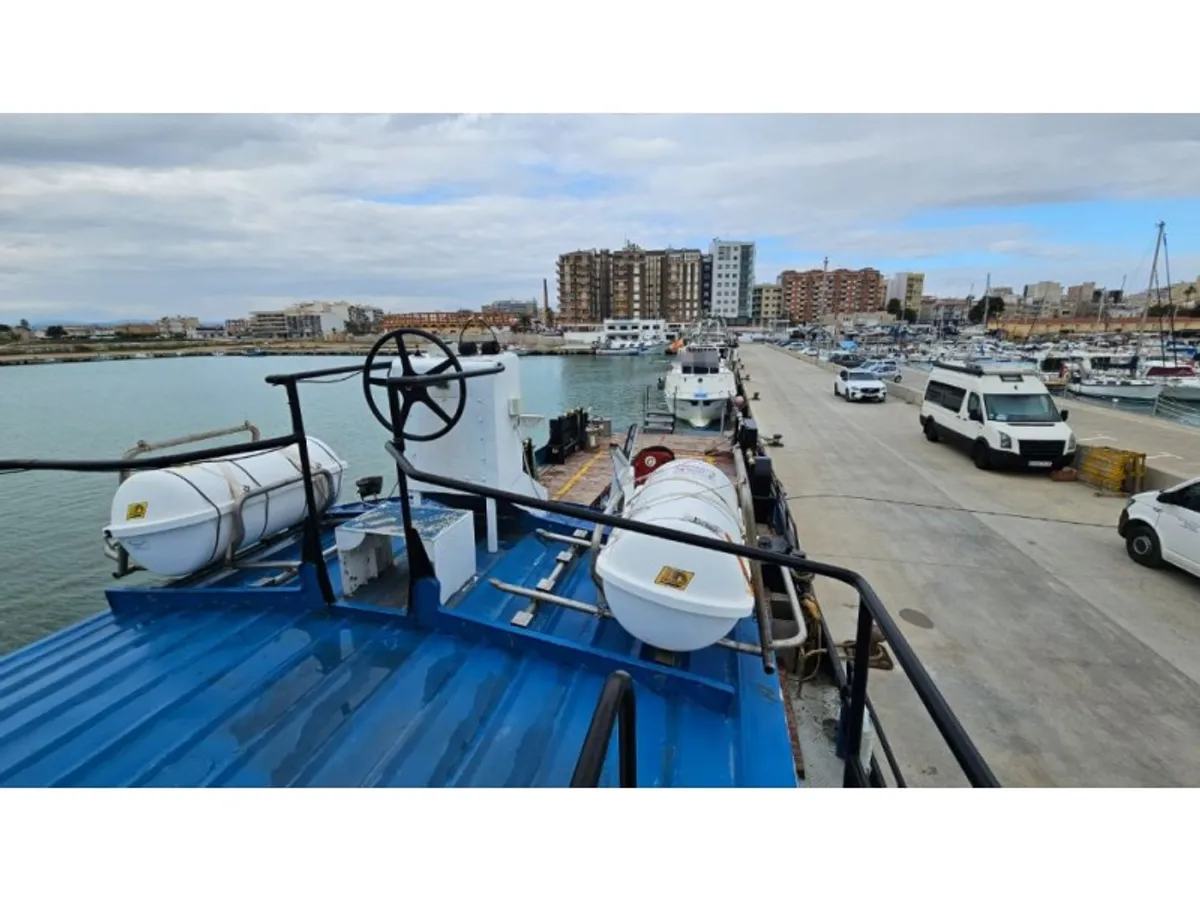 Lancha de tripulación en venta