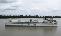 Buque transportador de GNL en venta