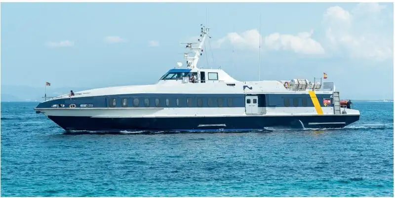 Buque de ferry en venta