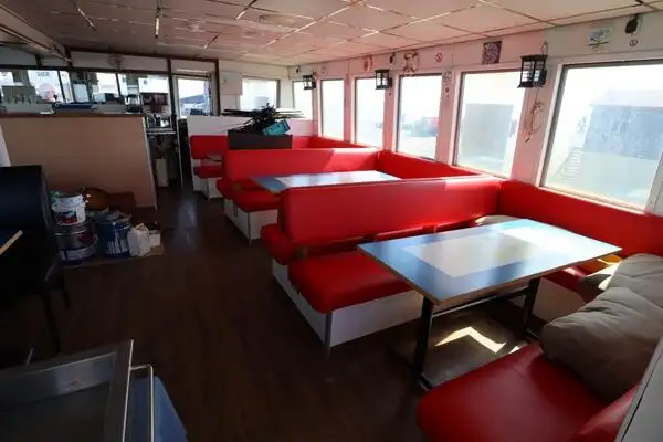 Buque de crucero en venta