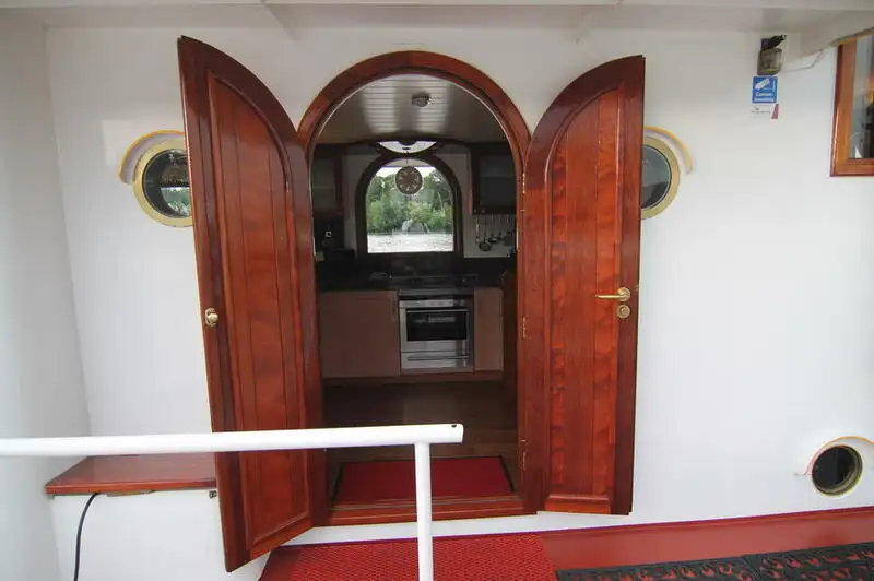 Buque de crucero en venta