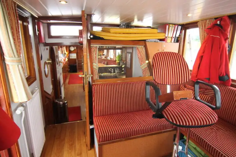 Buque de crucero en venta