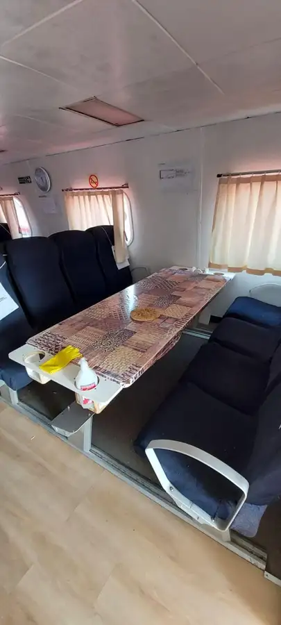 Lancha de tripulación en venta