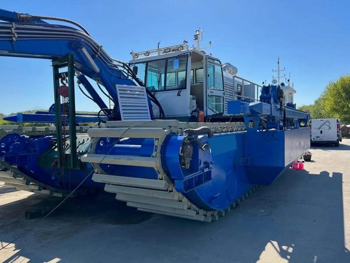 Anfibio en venta