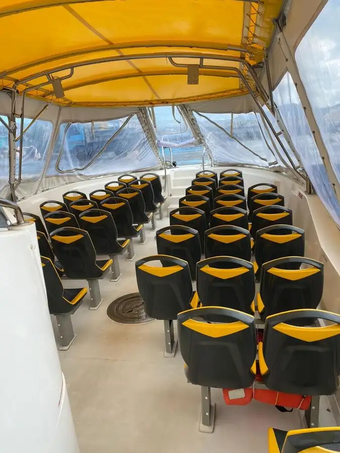 Buque de ferry en venta