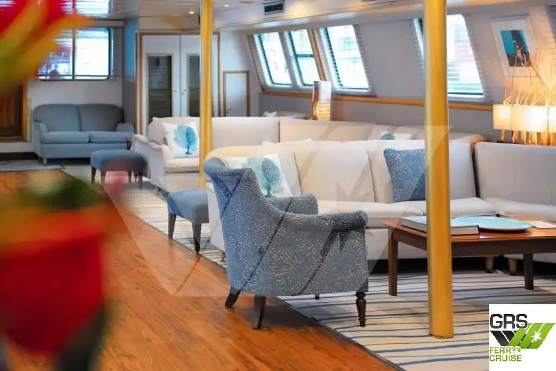 Buque de crucero en venta