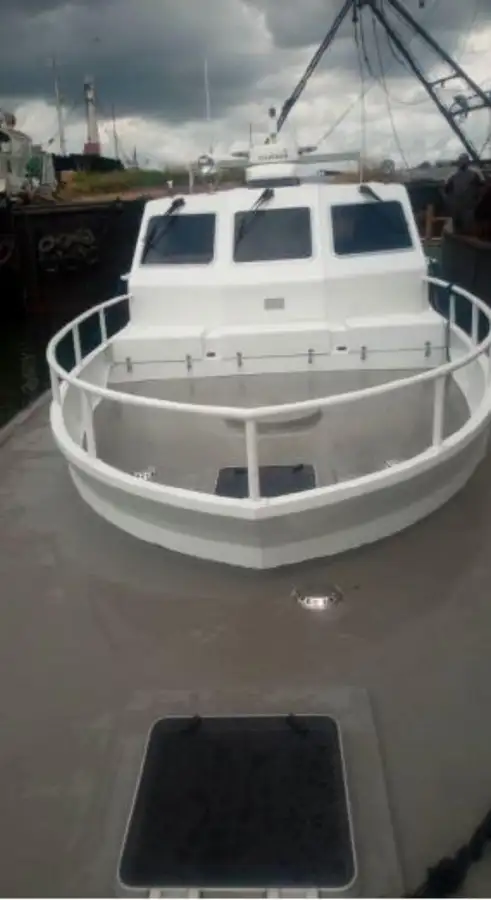 Patrullera en venta