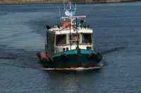 Barco de tripulación en venta