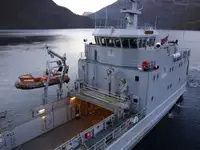 Buque de desembarco, tanque en venta