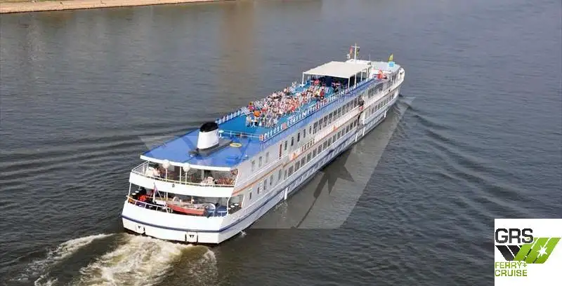 Buque de crucero en venta