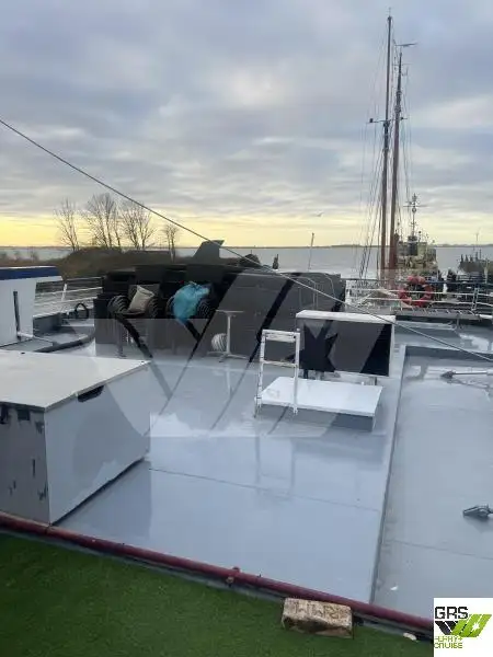 Buque de crucero en venta
