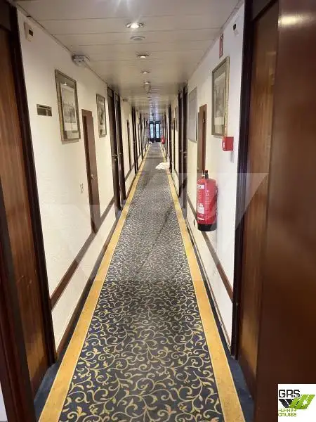 Buque de crucero en venta