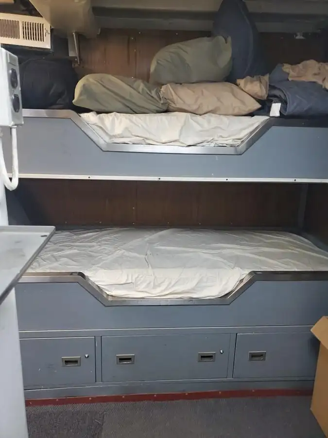 Buque de desembarco, tanque en venta