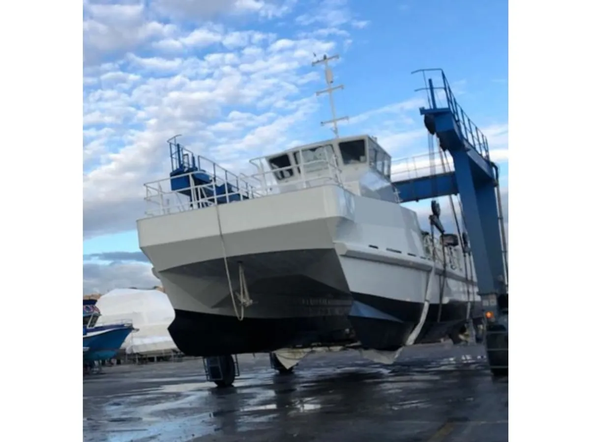 Lancha de tripulación en venta