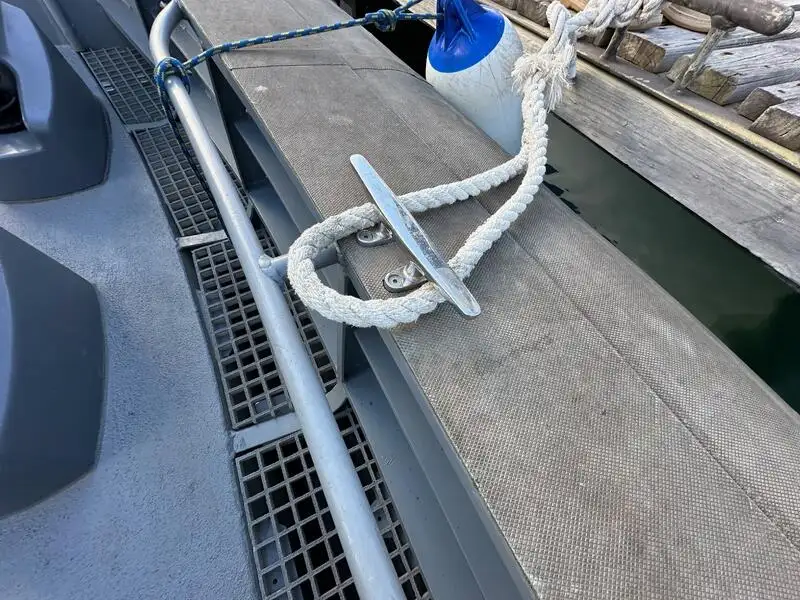Patrullera en venta