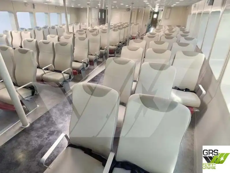 Buque de pasajeros en venta