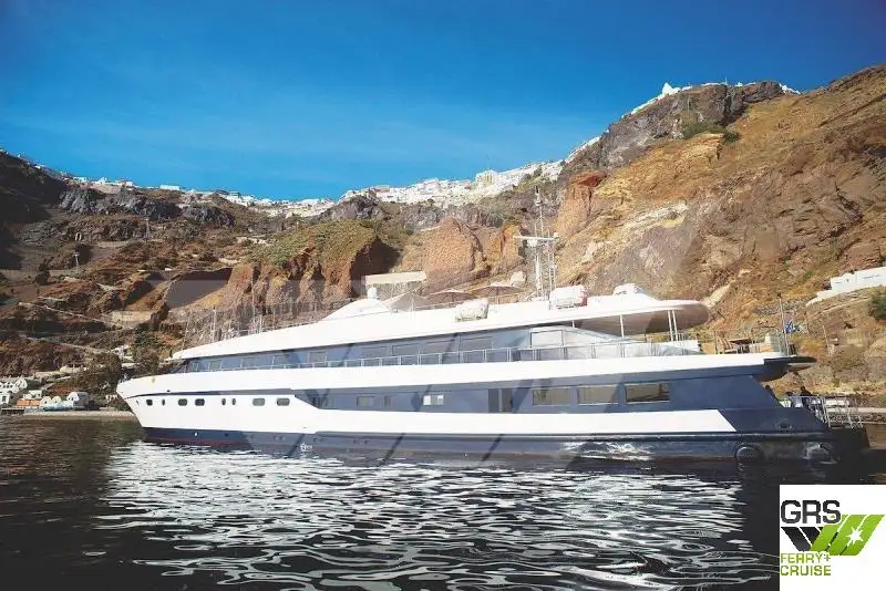 Buque de crucero en venta