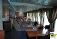 Buque portacontenedores en venta
