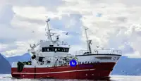 Buque de pesca con redes de cerco en venta