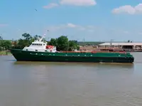 Barco de tripulación en venta