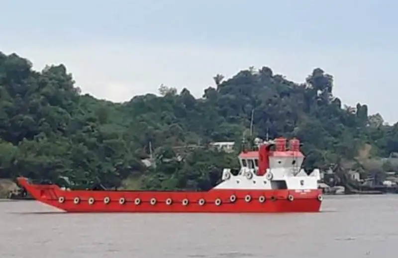 Buque de desembarco, tanque en venta
