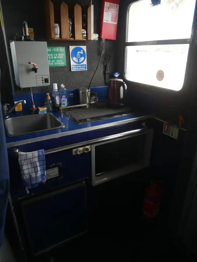 Buque de servicio para parques eólicos en venta