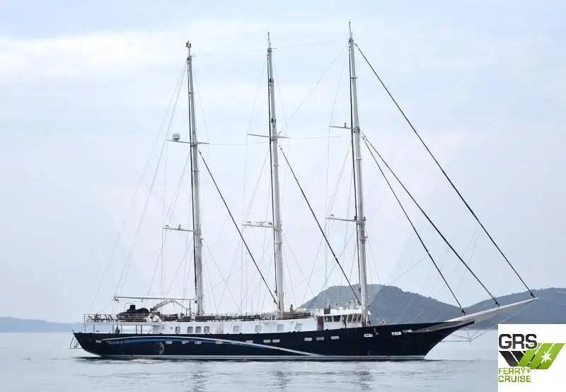 Buque de crucero en venta