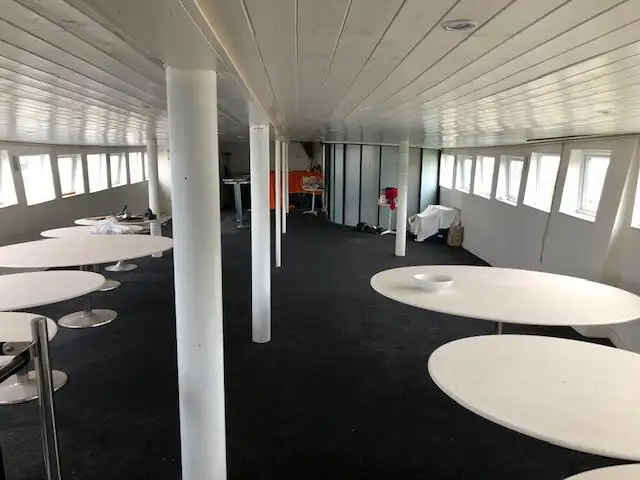 Buque de ferry en venta