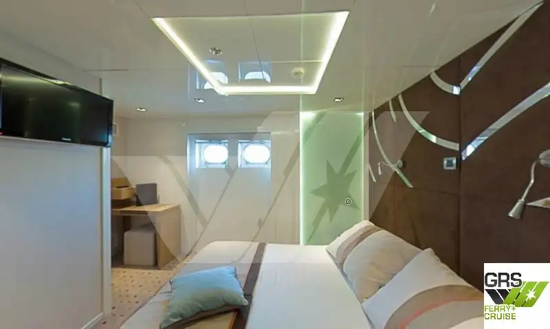 Buque de crucero en venta
